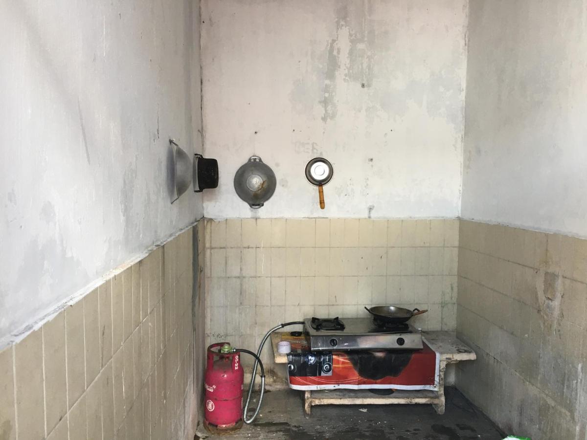 Tambak Bayan Guesthouse Kejayan Екстериор снимка